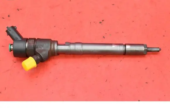 KIA Sportage Fuel injector 3380027900