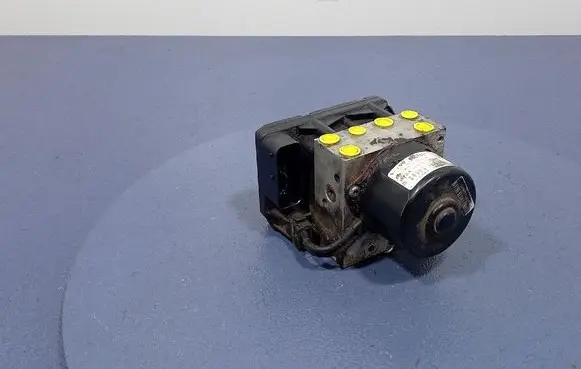 Volvo S80 ABS Pump 94675819467582