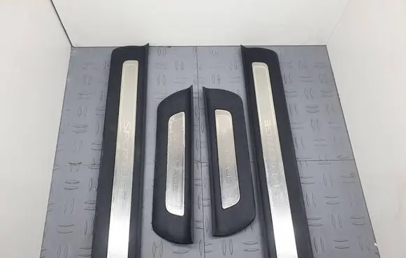KIA Sportage sill trim set (inner) 85887F1500WK