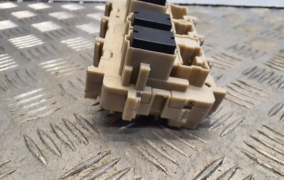 Nissan Qashqai Fuse box set