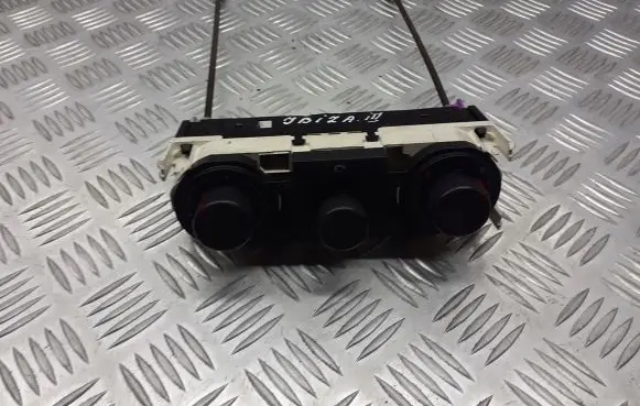 Seat Ibiza III (6L) Interior fan control switch 6Q0819445