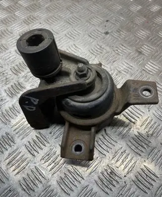 Hyundai Santa Fe Engine mount bracket