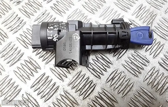 Alfa Romeo 147 Ignition lock 05521