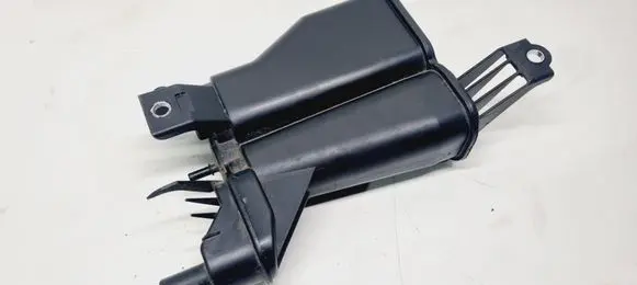 Active carbon filter fuel vapour canister