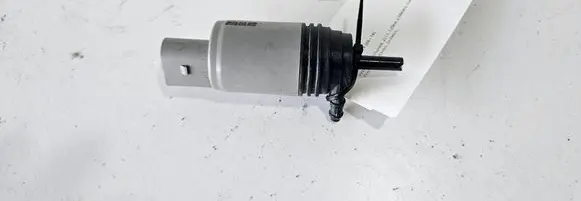 BMW 5 F10 F11 Windscreen/windshield washer pump 6934159