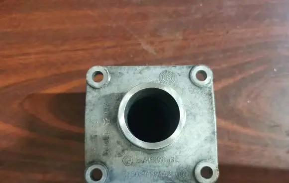 BMW 5 G30 G31 Engine mounting bracket 8699442 31508699442