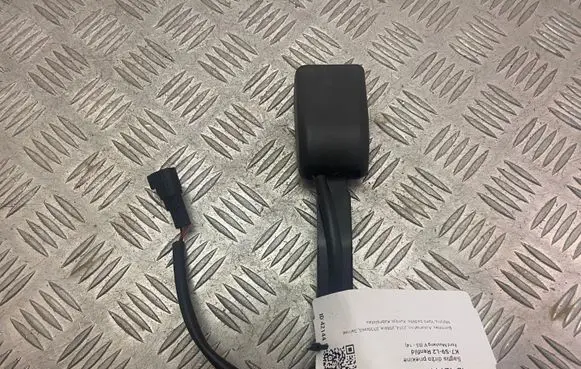 Ford Mustang V Front seatbelt buckle