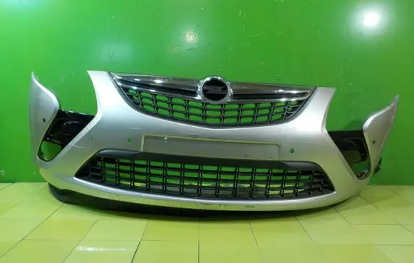 Opel Zafira C Front bumper PRZOD ZP70