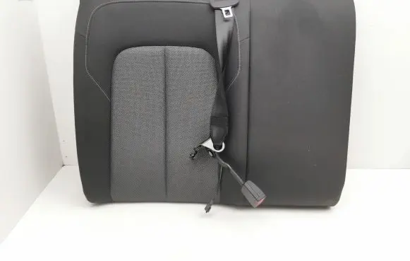 Audi Q2 - Rear seat 