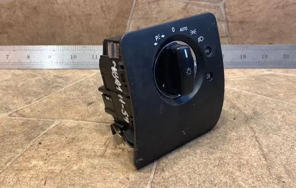 Mercedes-Benz R W251 Light switch A2515456204