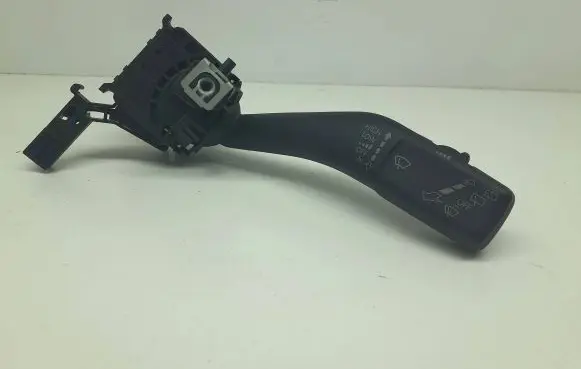 Volkswagen Golf V Wiper control stalk 1K0953519H 01203514 20354173336420