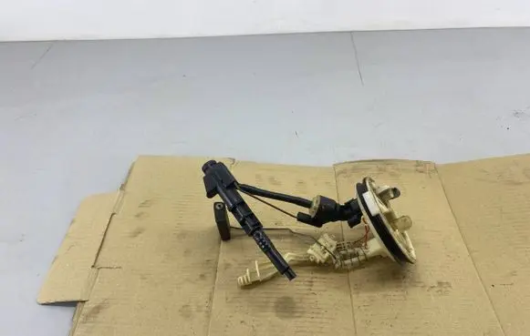 BMW 5 E39 Fuel level sensor 240902014