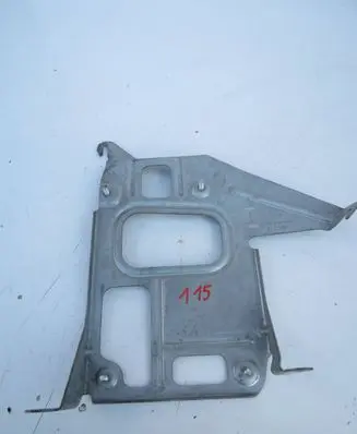 Mercedes-Benz CLS C218 AMG Sound amplifier holder/bracket A2185450040 053A1202
