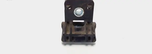 Opel Zafira C Radiator mount bracket 13250318