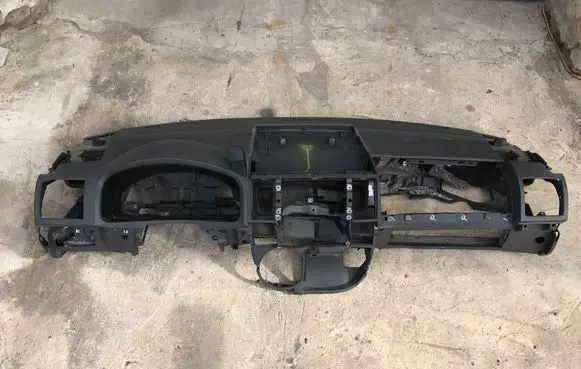 Volkswagen Multivan T5 Dashboard 7H5819723A 7H5857003