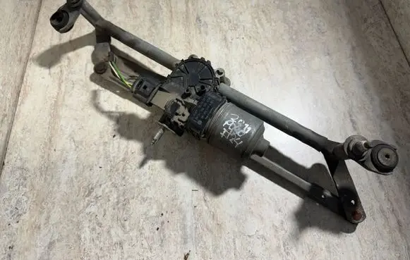 Volkswagen Polo V 6R Front wiper linkage and motor 6R1955023C