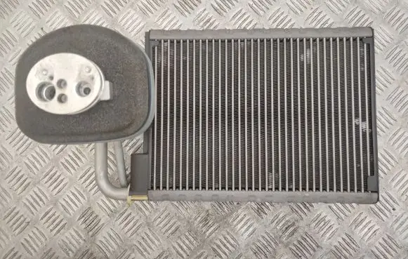 BMW 7 F01 F02 F03 F04 Air conditioning (A/C) radiator (interior) N4557007 9159803
