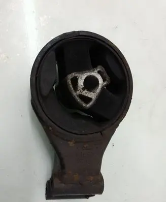 Opel Insignia A Engine mount bracket 