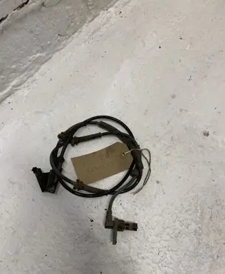 Land Rover Discovery 3 - LR3 ABS rear brake sensor 0266007922 888500102