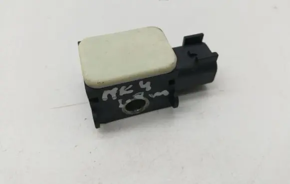 Ford Mondeo MK IV Airbag deployment crash/impact sensor 3M5T14B342AB 180208 404273