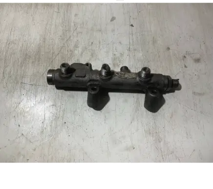 Volkswagen Touareg II Fuel main line pipe 059130089BT 800000093