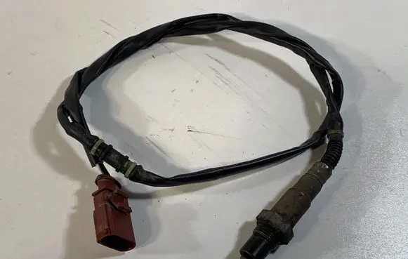Volkswagen PASSAT B6 Lambda probe sensor 06F906262AB 0258006778 0258006779