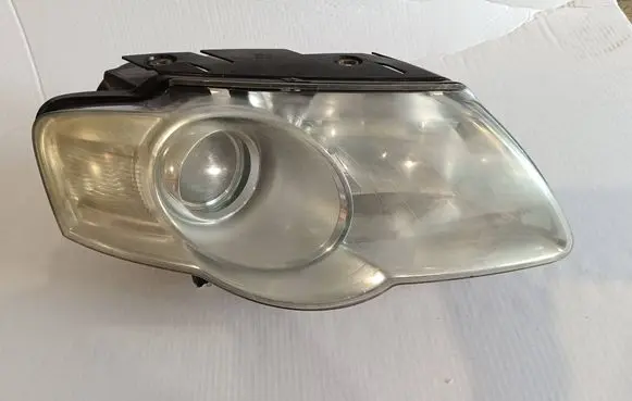 Volkswagen PASSAT B6 Headlight/headlamp 3C0941006Q