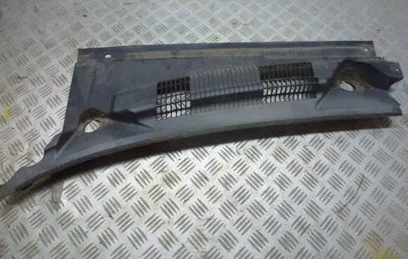 SsangYong Rexton Wiper trim