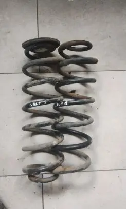 Volkswagen Golf VI Rear coil spring 44F6