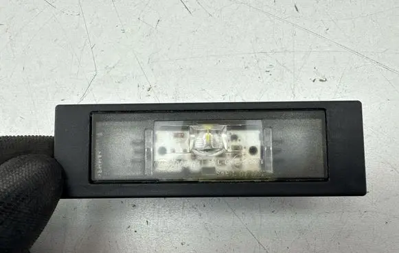 BMW 1 F20 F21 Number plate light 7193294