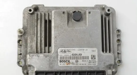 Ford Focus Engine control unit/module 5M5112A650LB