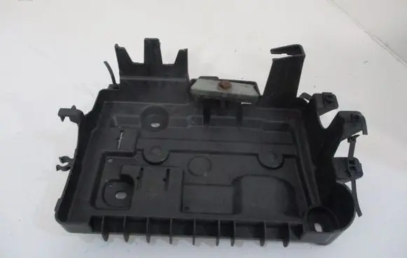 Battery box tray