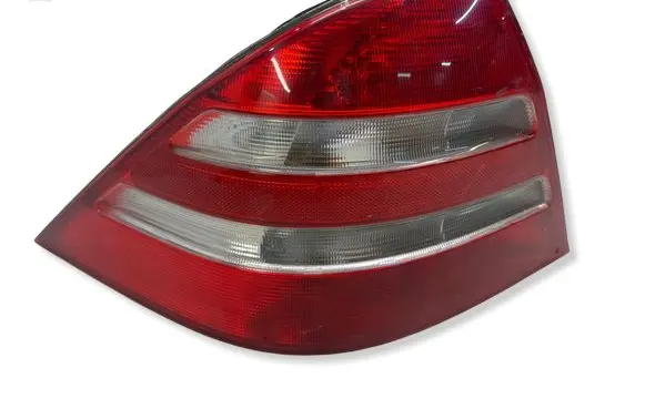 Mercedes-Benz S W220 Rear/tail lights A2208200164
