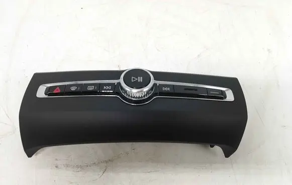 Multifunctional control switch/knob