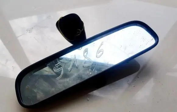 Hyundai Elantra Rear view mirror (interior) E13010082 E13020082