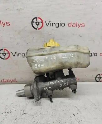 Volkswagen Golf IV Master brake cylinder 0204221731