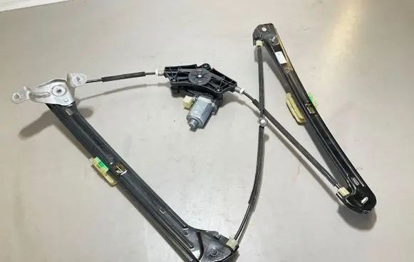 Volkswagen Golf VII Front window lifting mechanism without motor 5G4837461H