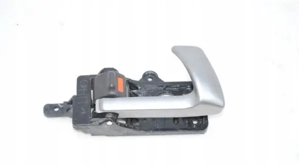 Volkswagen Scirocco Front door interior handle