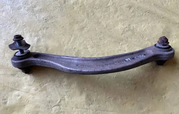 Mercedes-Benz C AMG W204 Rear upper control arm/wishbone 20407F12