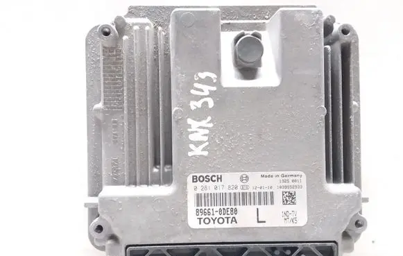 Toyota Yaris Engine control unit/module 0281017820 896610DE80