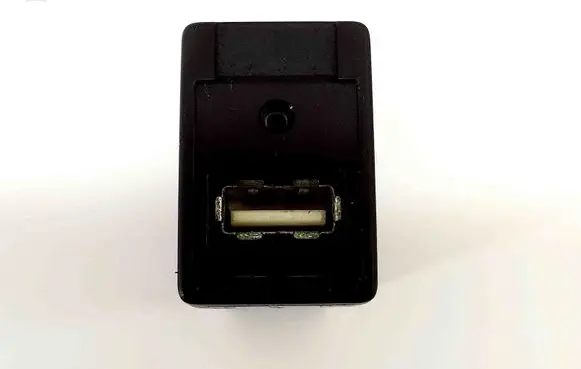 Toyota Yaris AUX in-socket connector 861900D060