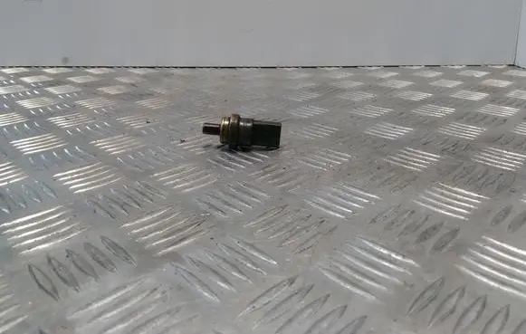 Coolant temperature sensor