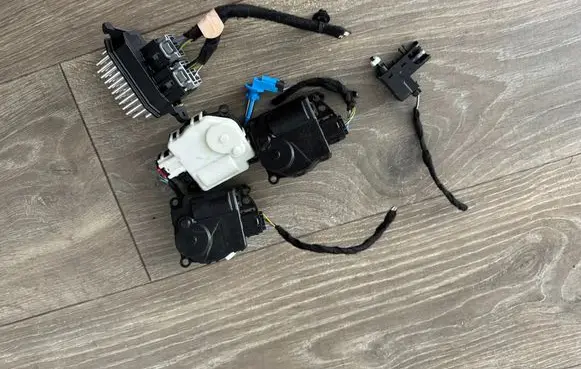 Ford Ecosport Air flap motor/actuator CN1119E624AA AV1119E616HA