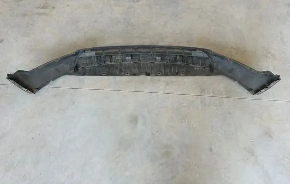 Volvo XC40 Front bumper lip 31449340