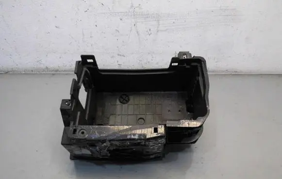 Renault Laguna I Battery box tray 