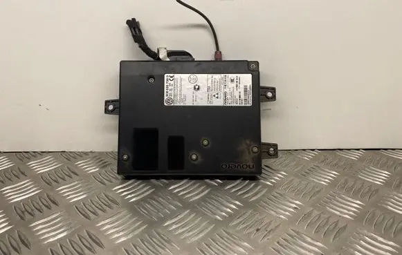Skoda Superb B6 (3T) Bluetooth control unit module 3C8035730D