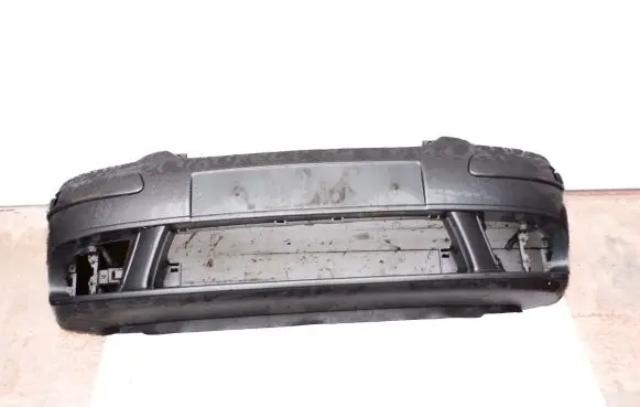 Volkswagen Golf Plus Front bumper 5M0807221 5M0807217