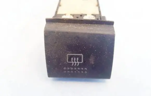 Toyota Avensis T220 Windscreen/window heater switch 156960