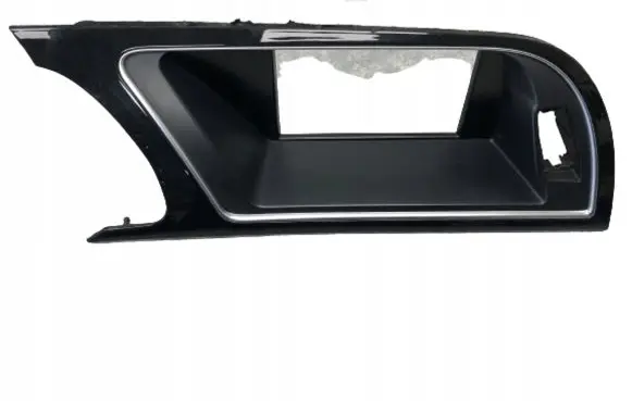 Radio/GPS head unit trim