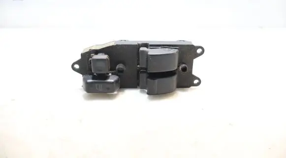 Toyota Avensis T250 Electric window control switch